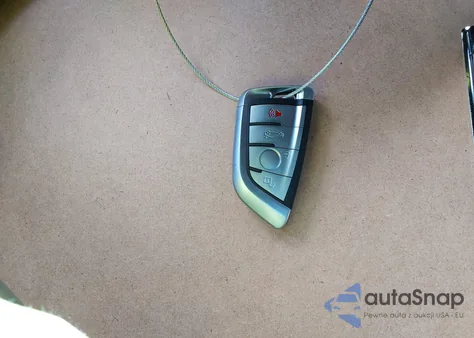 2011 BMW X3 xDrive28I z USA, uszkodzony, nr VIN 5UXWX5C55BL714832